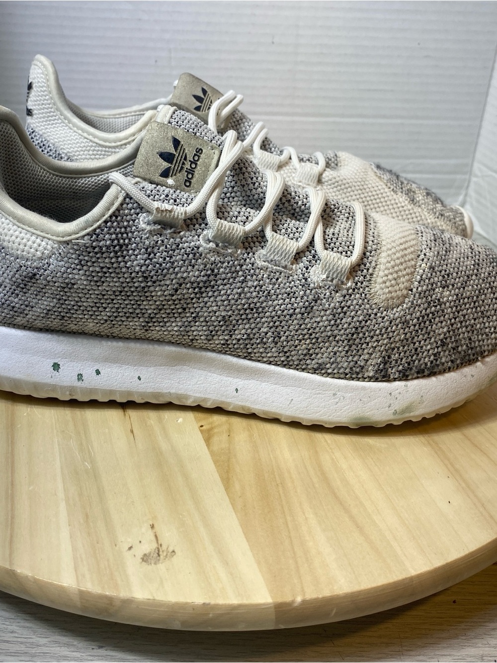 Adidas Tubular Shadow Shoes Mens Size 8.5 Knit White Black Gray Sneakers BB8941